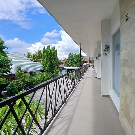 Zavana Rooms & Restaurant Tanjungkarang Ngoại thất bức ảnh