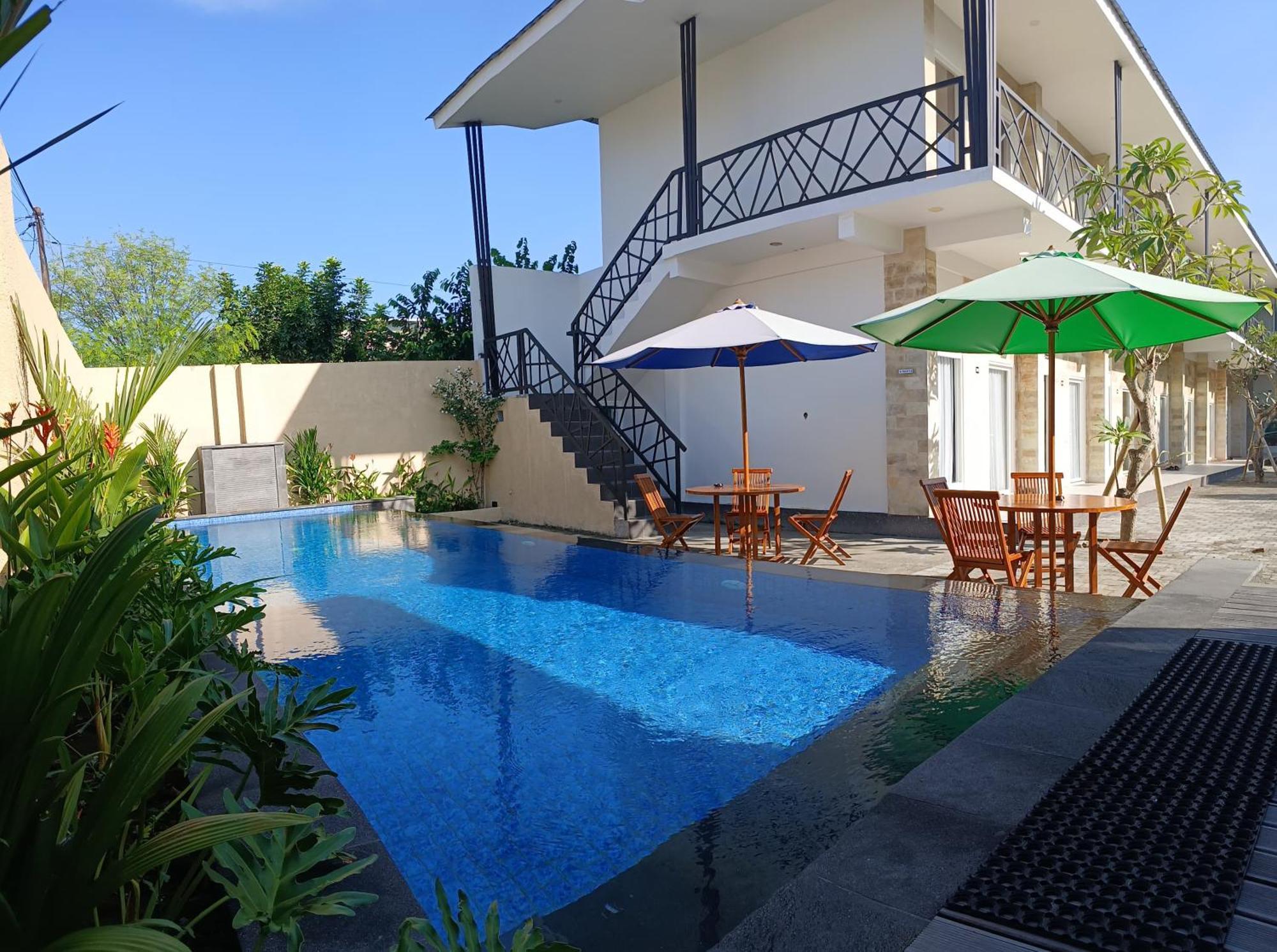 Zavana Rooms & Restaurant Tanjungkarang Ngoại thất bức ảnh