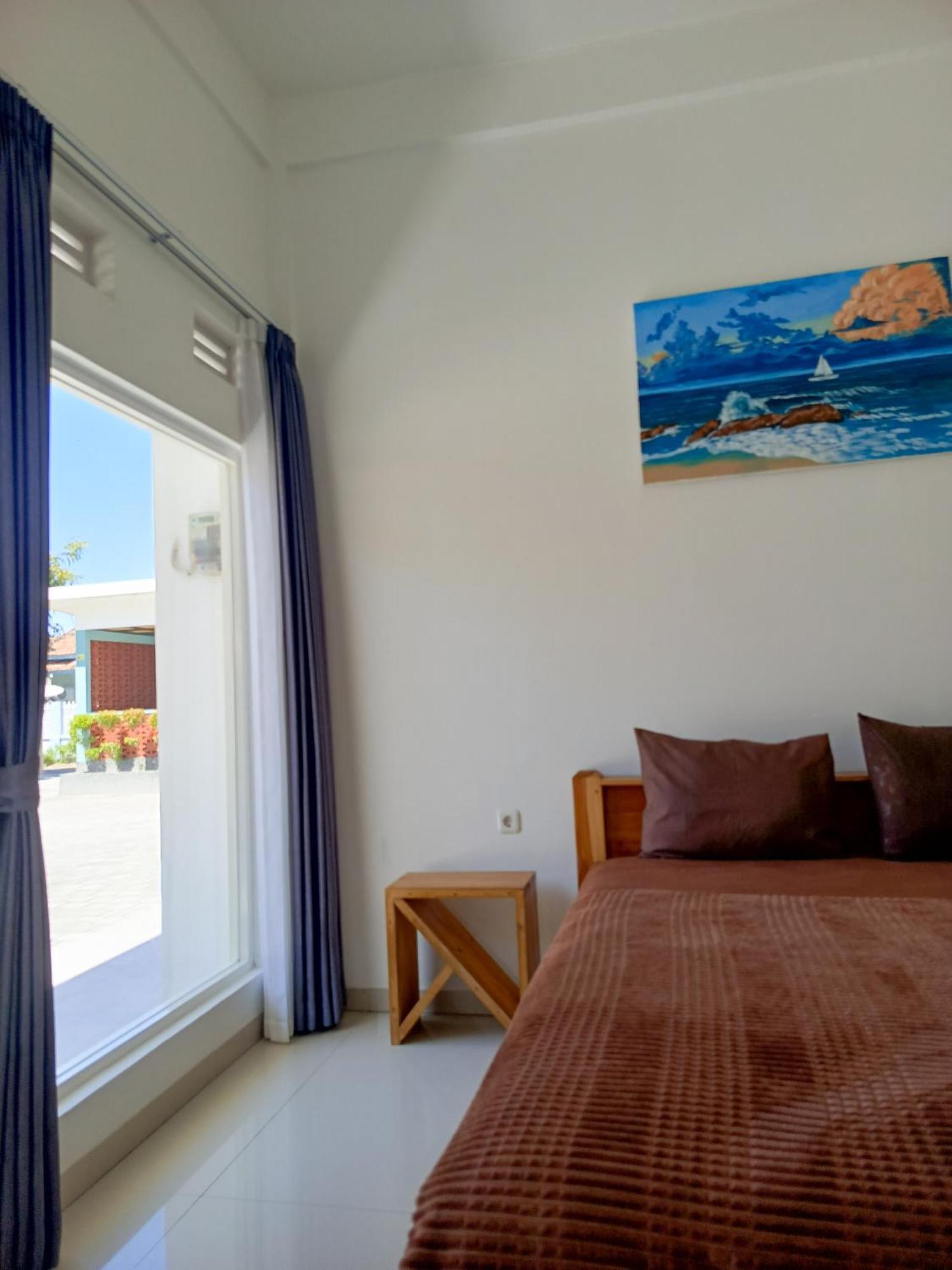Zavana Rooms & Restaurant Tanjungkarang Ngoại thất bức ảnh