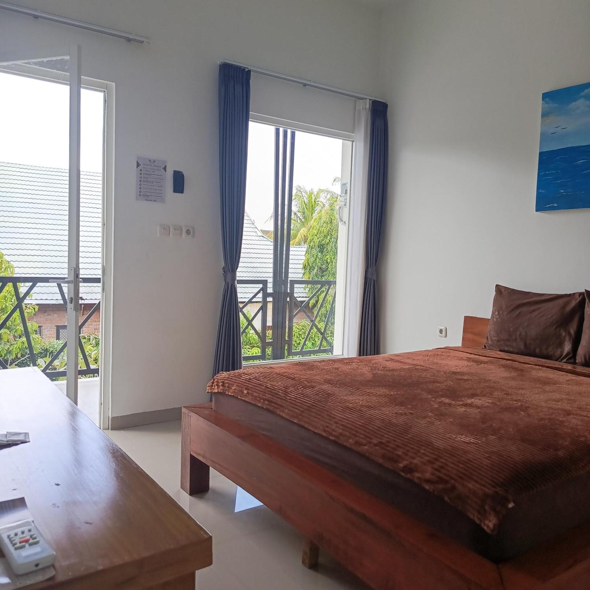 Zavana Rooms & Restaurant Tanjungkarang Ngoại thất bức ảnh