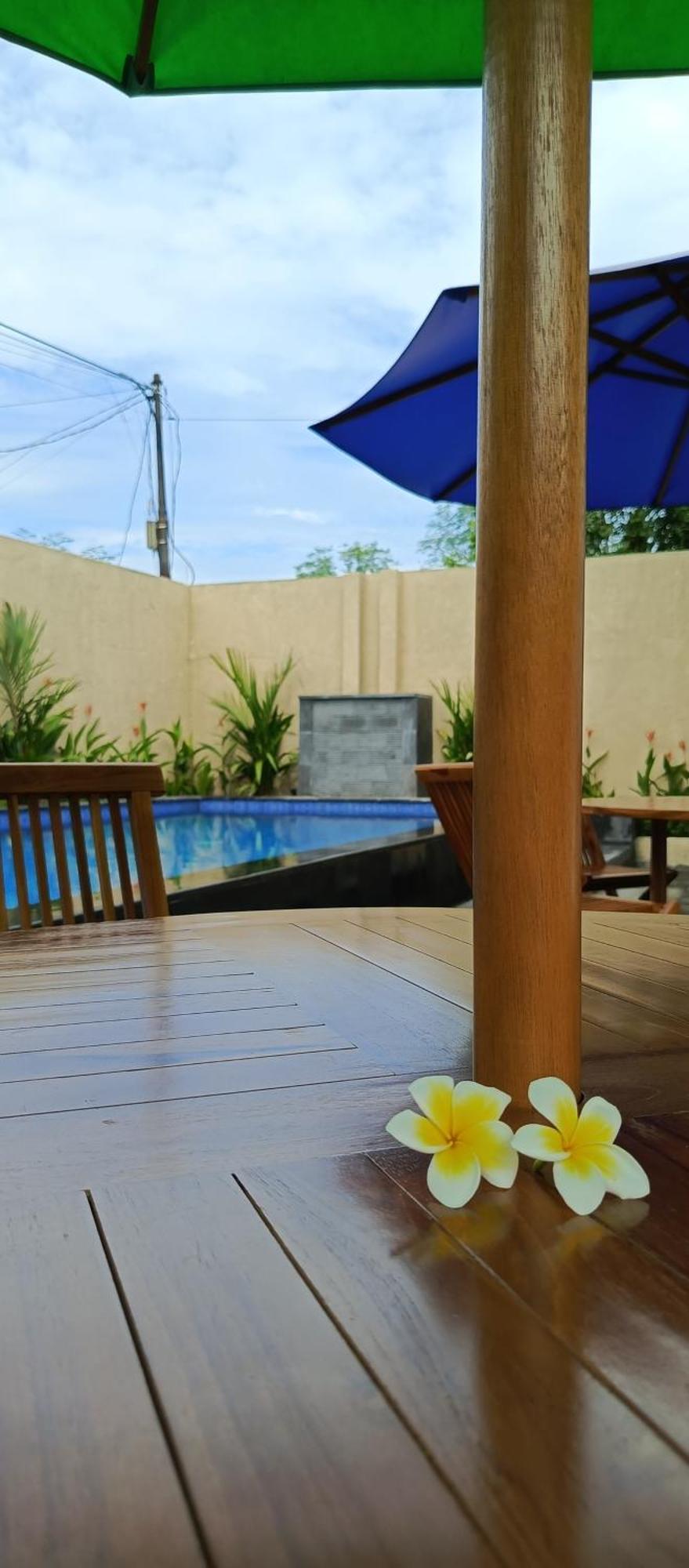 Zavana Rooms & Restaurant Tanjungkarang Ngoại thất bức ảnh