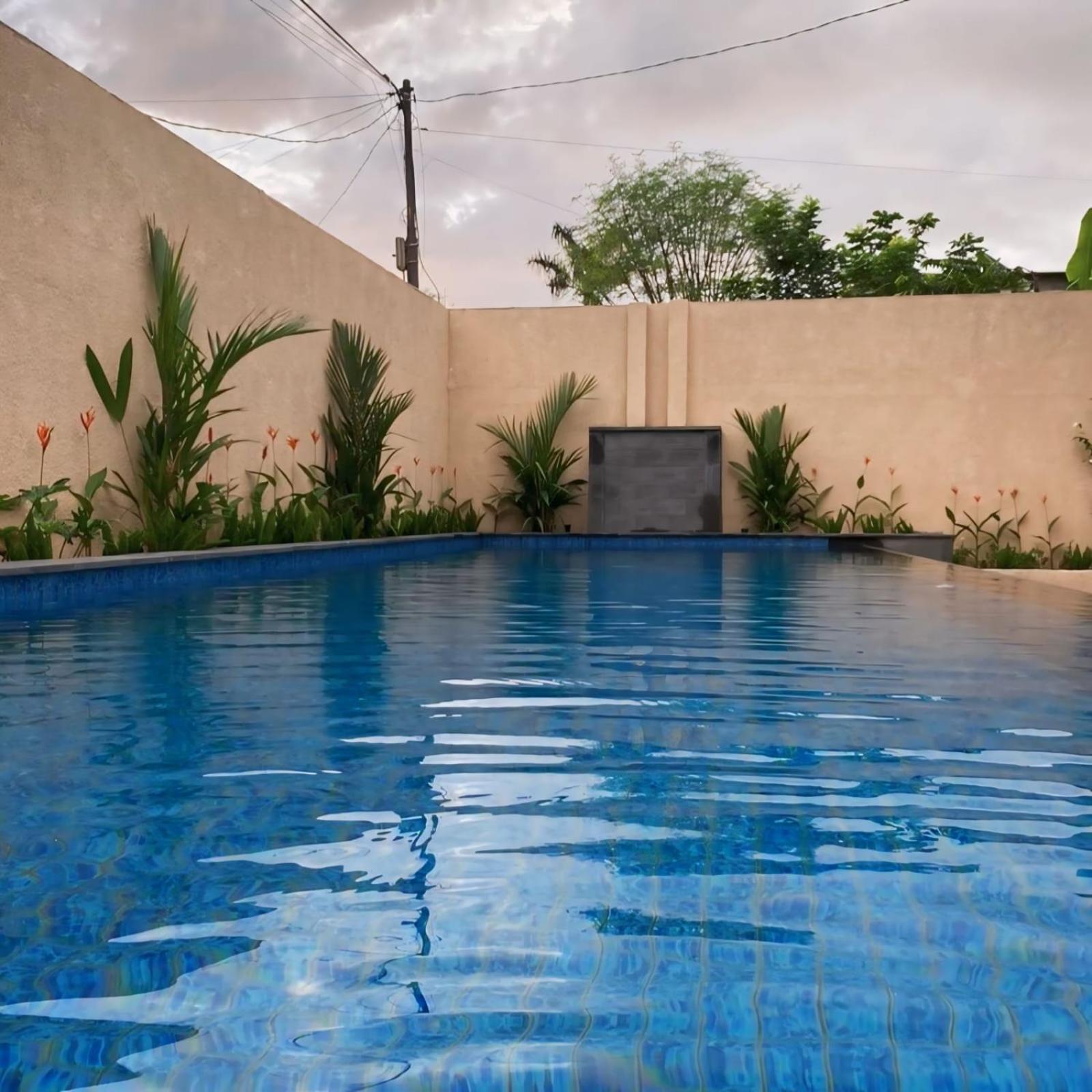 Zavana Rooms & Restaurant Tanjungkarang Ngoại thất bức ảnh